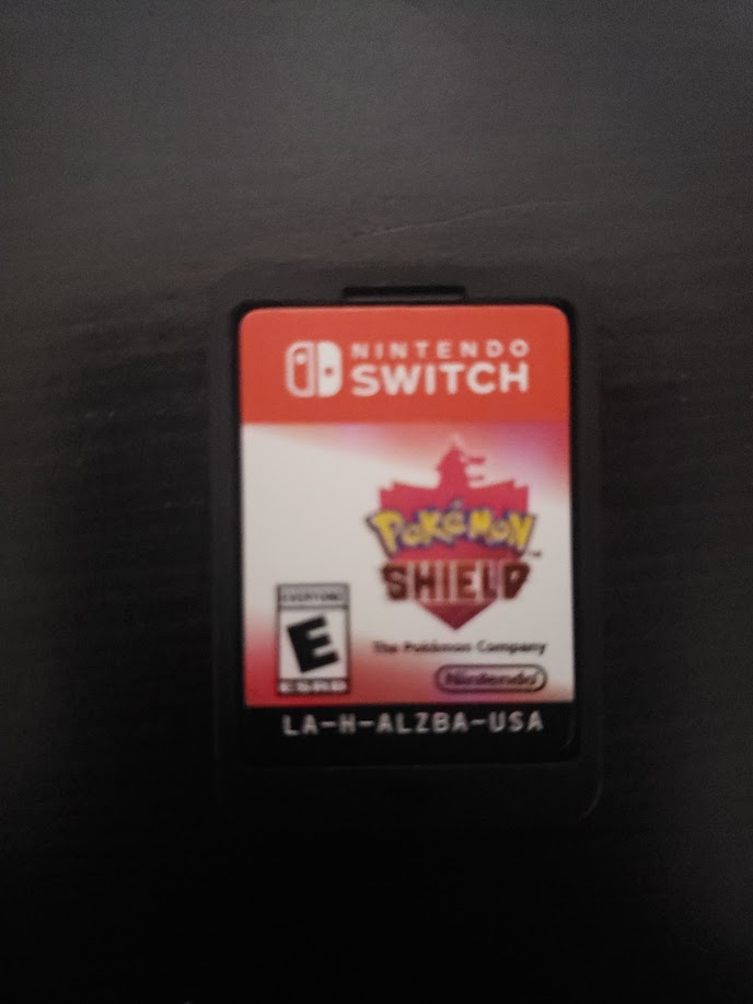Pokémon Shield - Game Cart