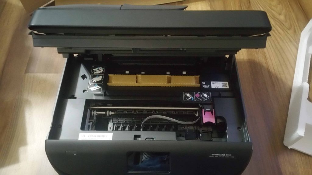 HP OfficeJet 4650 - 24