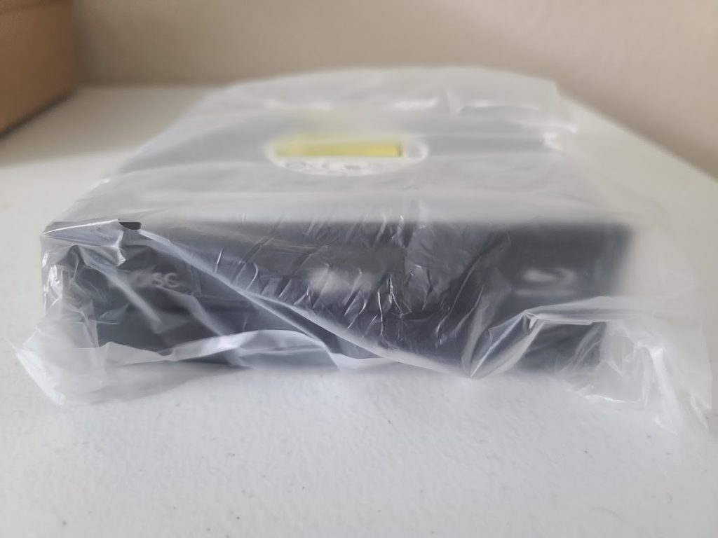 LG 14X Blu-Ray Writer WH14NS40 Drive in Plastic Bag (Front)