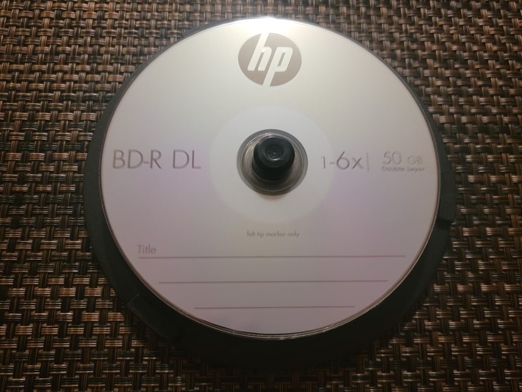 The HP BD-R DL 50GB Blu-Ray Discs - Moisés Cardona