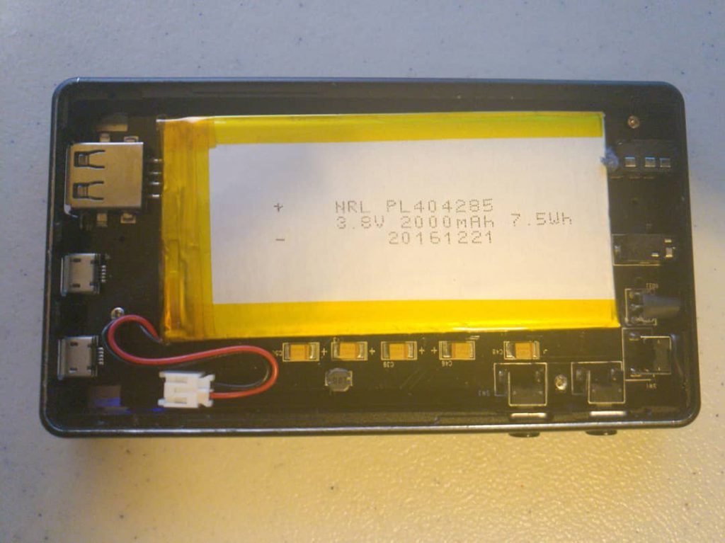 Photos of the Hidizs DH1000 DAC/AMP Circuit Board (Teardown) 5