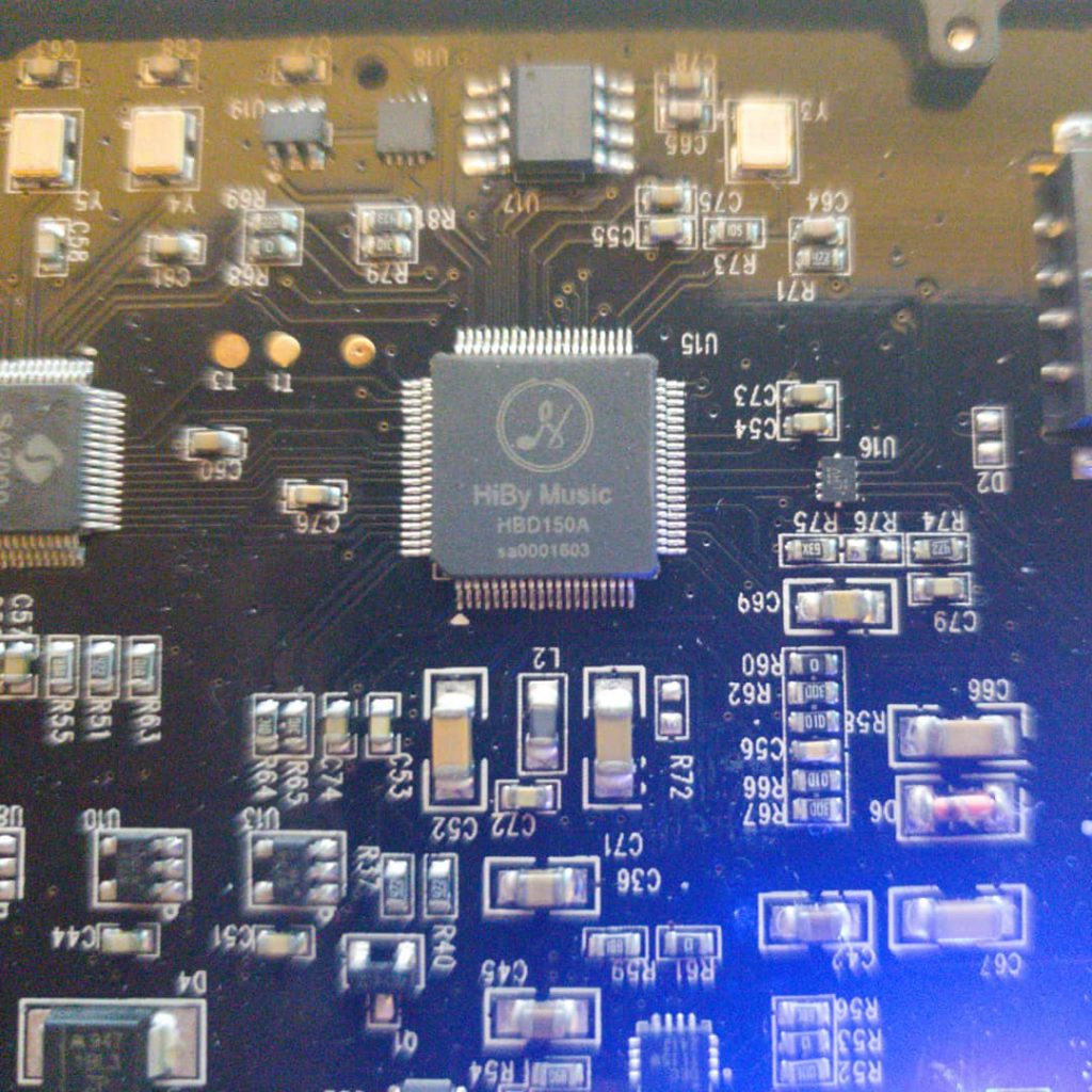 Photos of the Hidizs DH1000 DAC/AMP Circuit Board (Teardown) 6