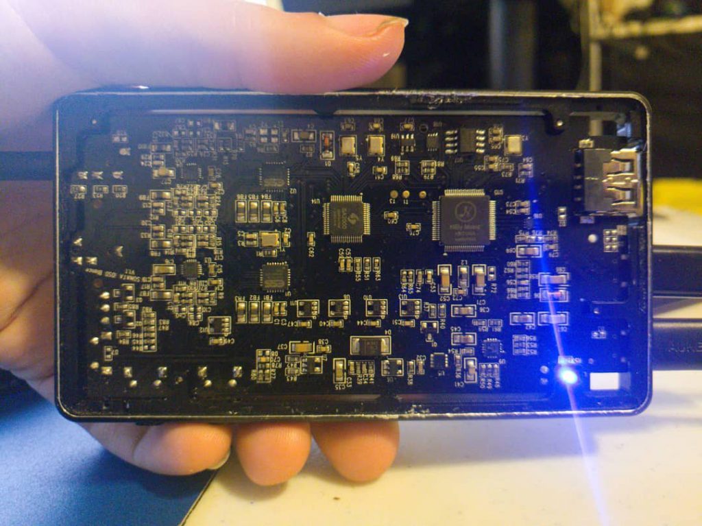 Photos of the Hidizs DH1000 DAC/AMP Circuit Board (Teardown) 8