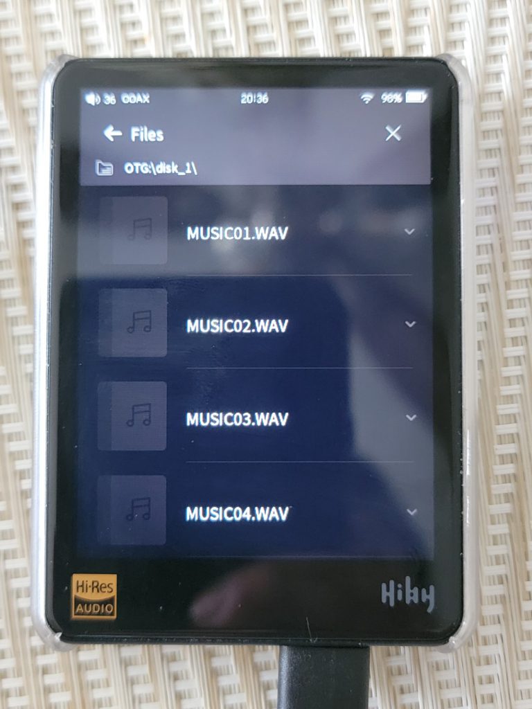 Hiby R3 with LG GP96YB70 Audio CD 4