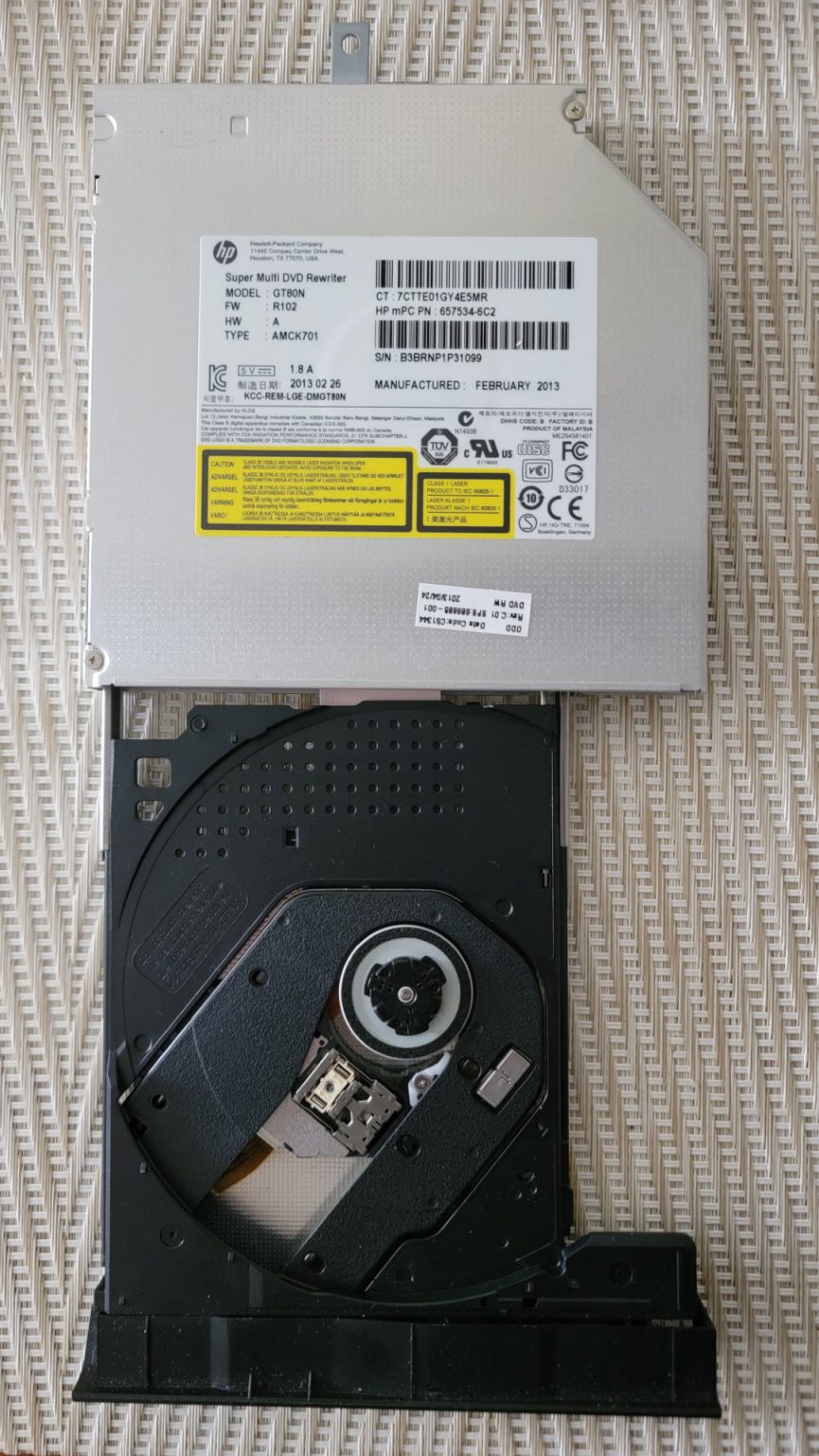 The HP version of the LG GT80N Slim Optical Drive Moisés Cardona
