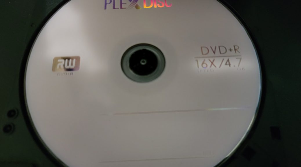 PlexDisc DVD+R burned in the Pioneer DVR-XD09 External Optical Drive