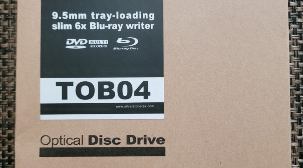 SilverStone TOB04 9.5mm Blu-Ray Drive box