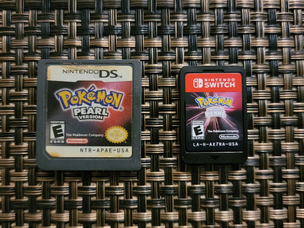 Pokémon Pearl DS game comparison with Switch Pokémon Shining Pearl Remake Game Cart