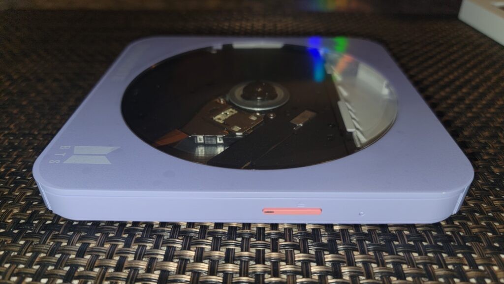 LG GPM2 BTS Violet Edition GPM2MV10 - DVD Drive - Front