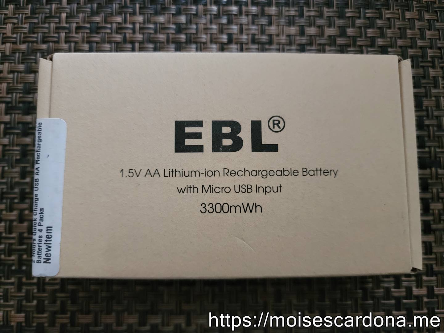 EBL 4-Pack AA USB Li-Ion Battery 002