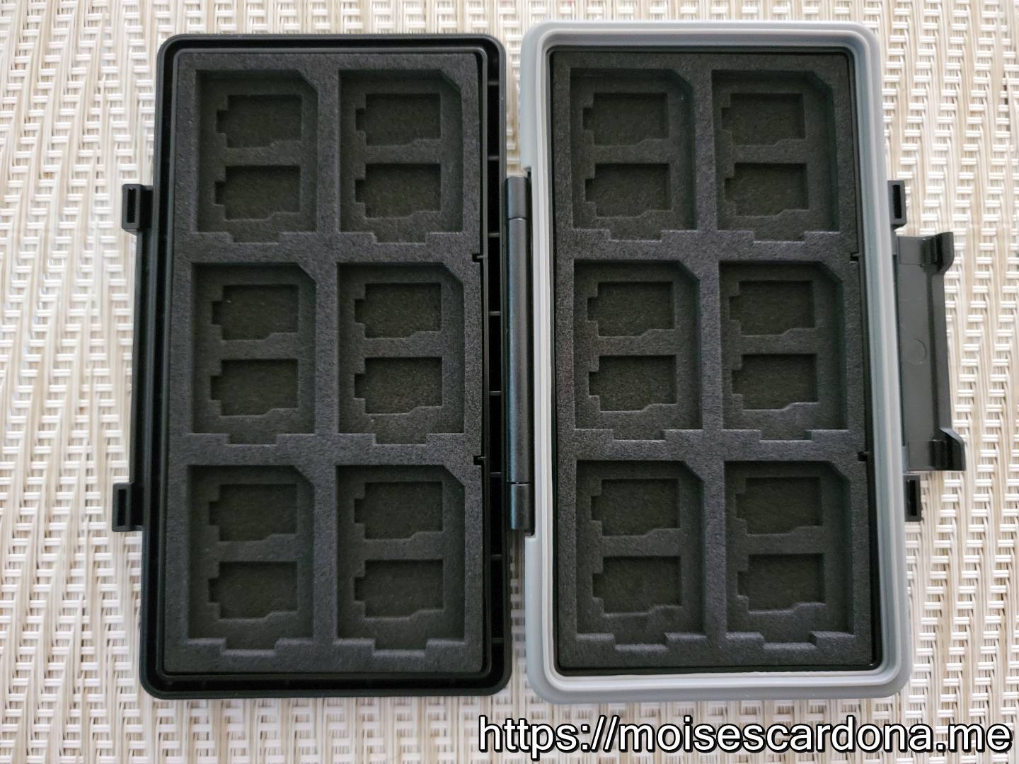 JJC 36-Slot Memory Card Case - Case Opened