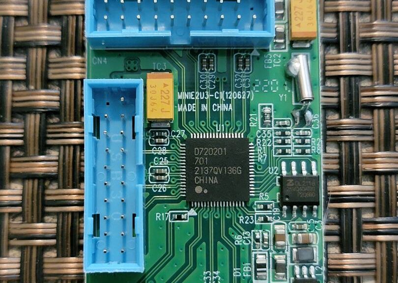 The IO Crest Mini PCI-Express USB Super-Speed Host Controller Card ( Renesas D720201) - Moisés