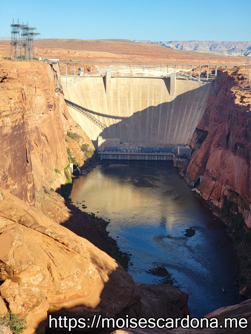 Glen Canyon Dam 2022-10 15