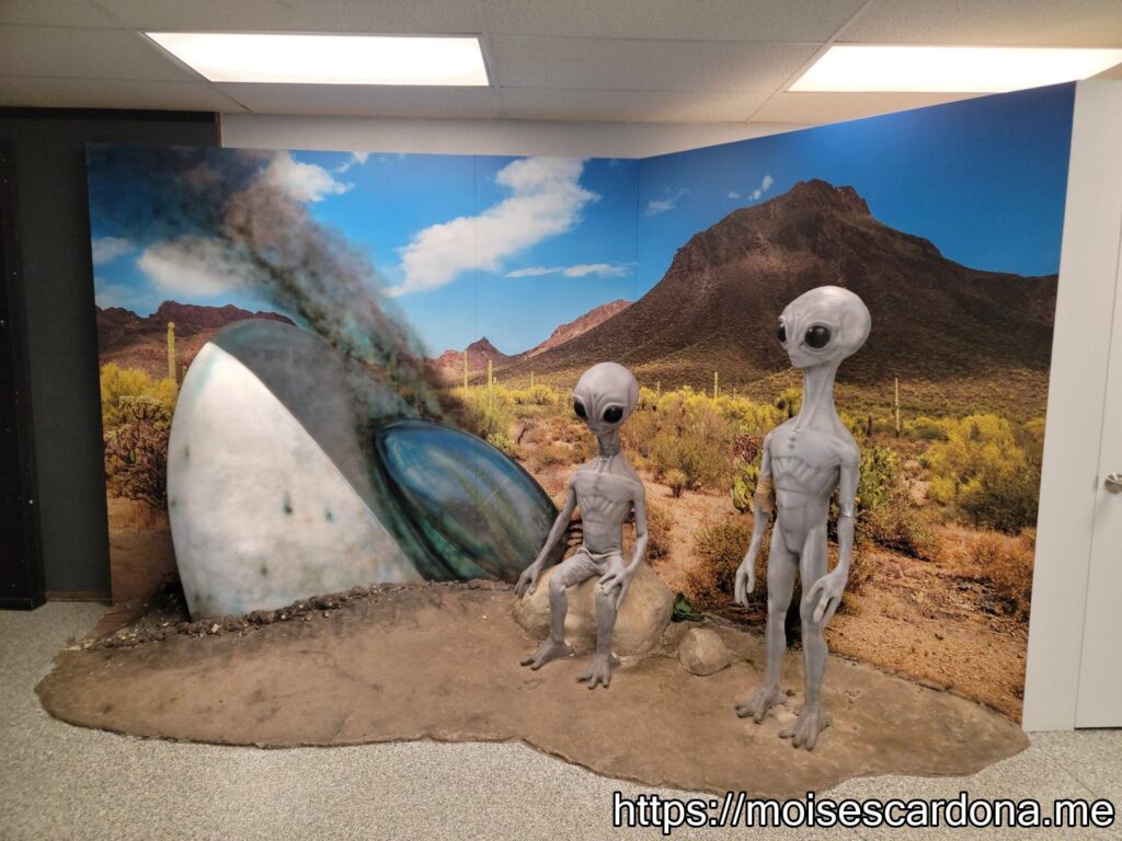 International UFO Museum and Research Center - 2022-10 004