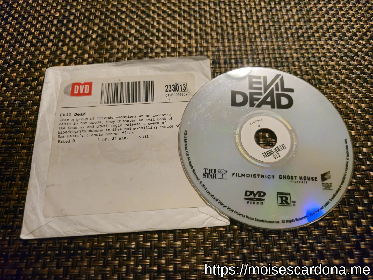 Evil Dead (2013) Netflix DVD