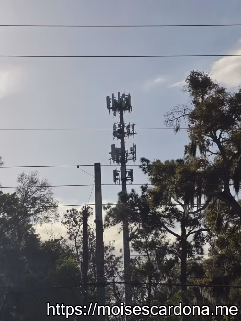 4 - Verizon eNB 145629 Tower being modified 4