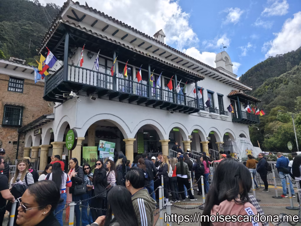 01 - Monserrate, Bogotá, Colombia - 2025-10-07