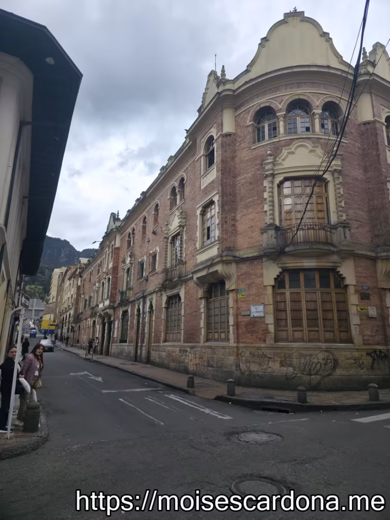 15 - Bogota, Colombia - 2025-10-06