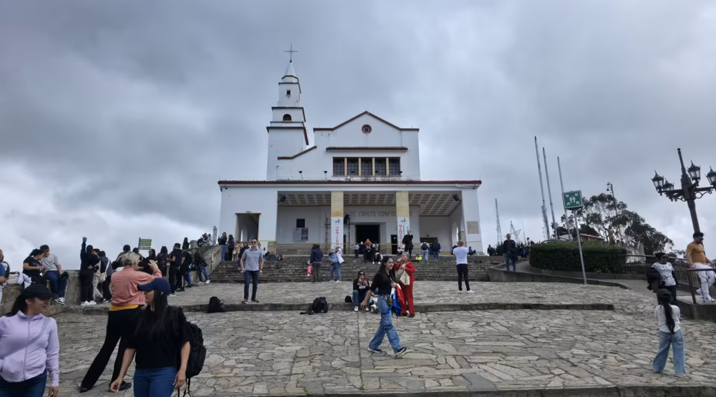 25 - Monserrate, Bogotá, Colombia - 2025-10-07