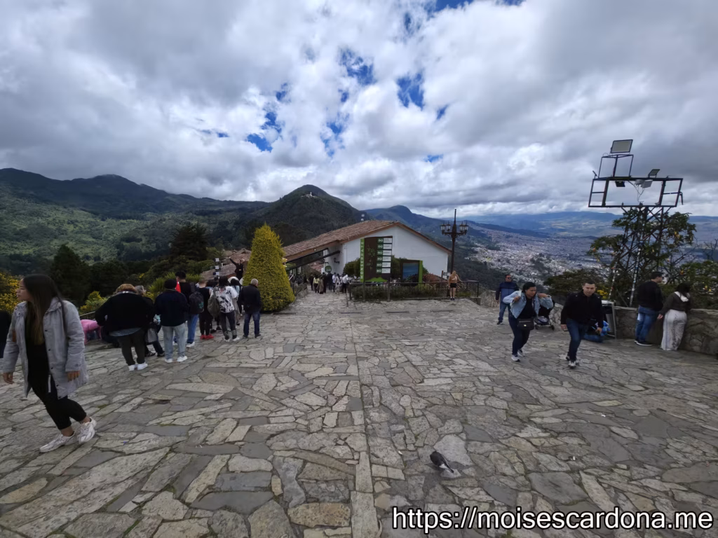 48 - Monserrate, Bogotá, Colombia - 2025-10-07